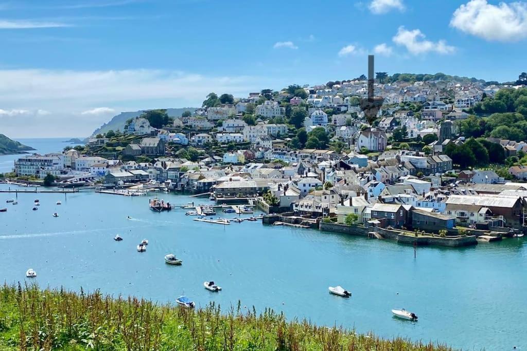 Salcombe - 2 Bedroom Flat, Fantastic Harbour Views Buitenkant foto