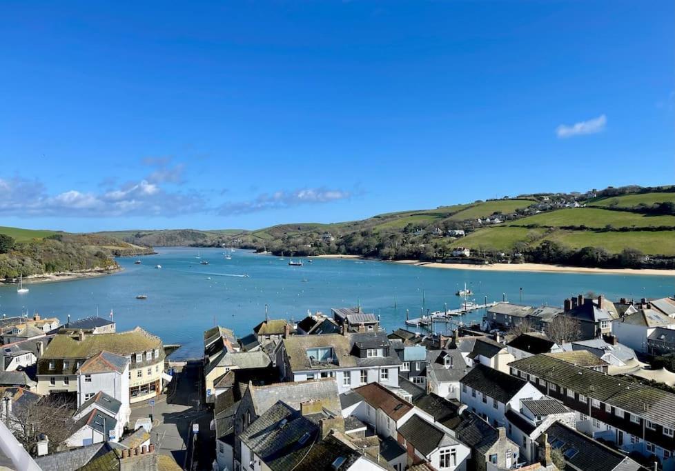 Salcombe - 2 Bedroom Flat, Fantastic Harbour Views Buitenkant foto